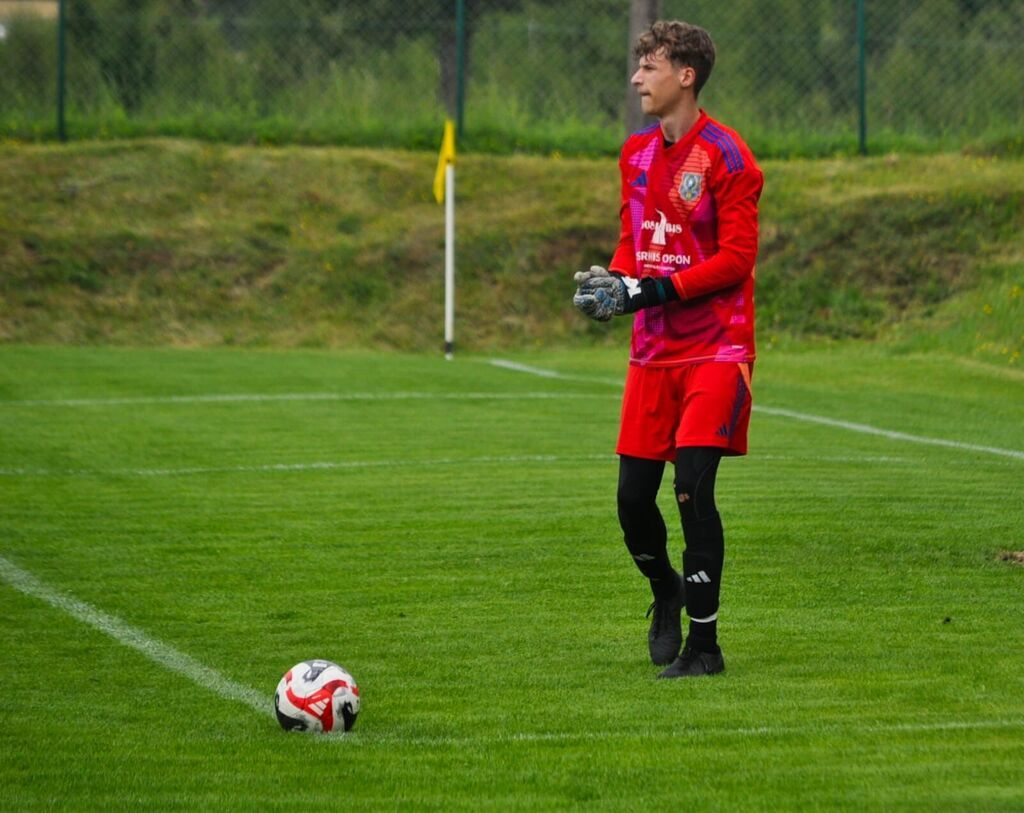 
                                                       KS Mściszewice vs Kaliszanka - Dziemiany 
                                                