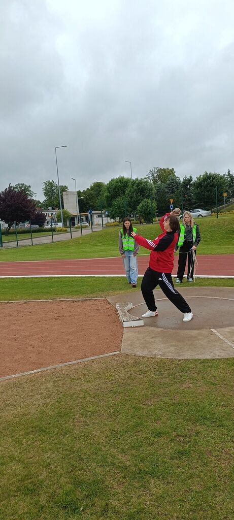 
                                                       XIII ZABORSKA OLIMPIADA SPORTOWA
                                                