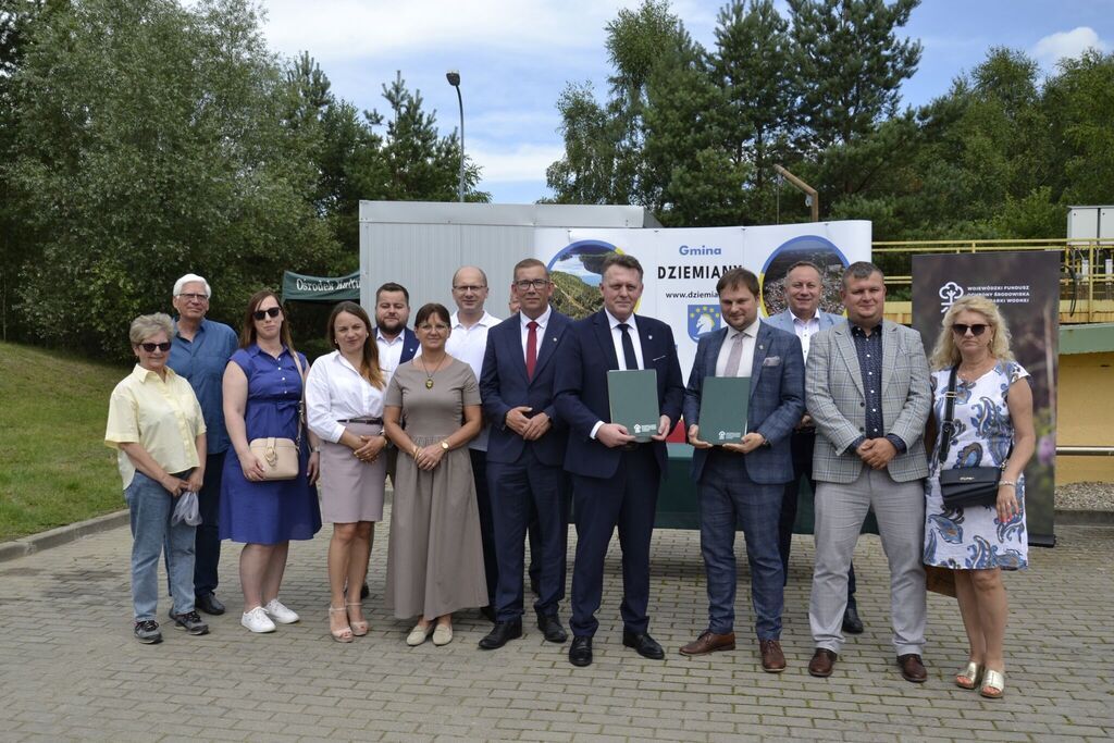 Podpisanie umowy na dofinansowanie przygotowania dokumentacji technicznej dla modernizacji oczyszczalni ścieków w Parowej.
