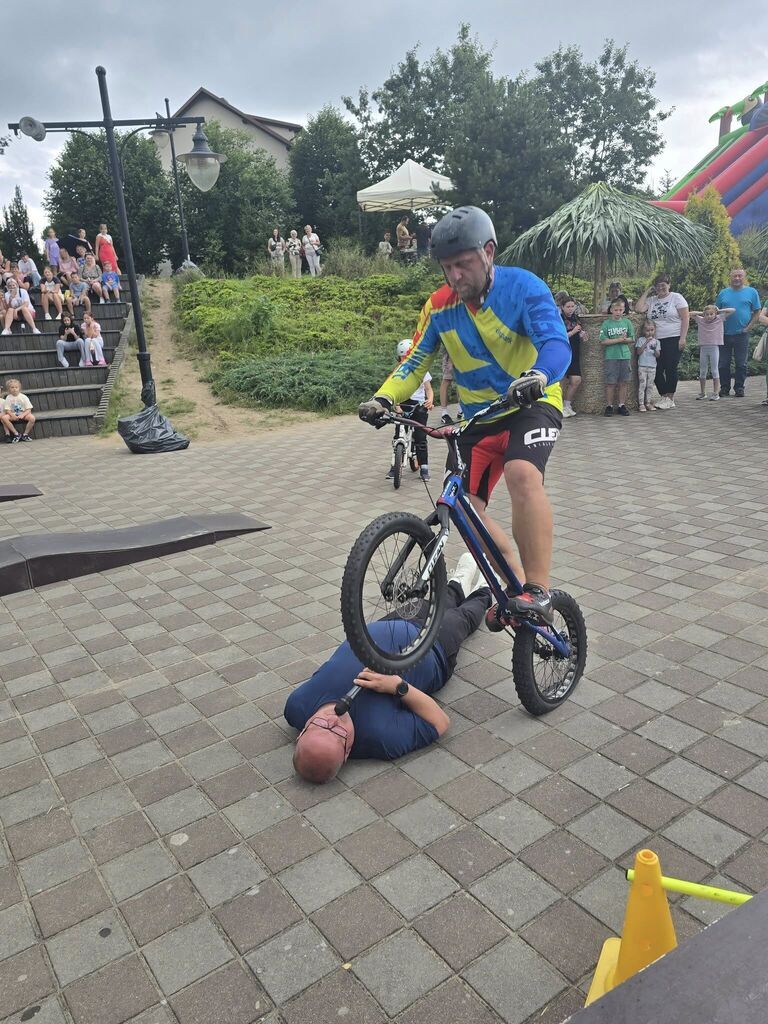 
                                                       Biesiada Sołecka
                                                