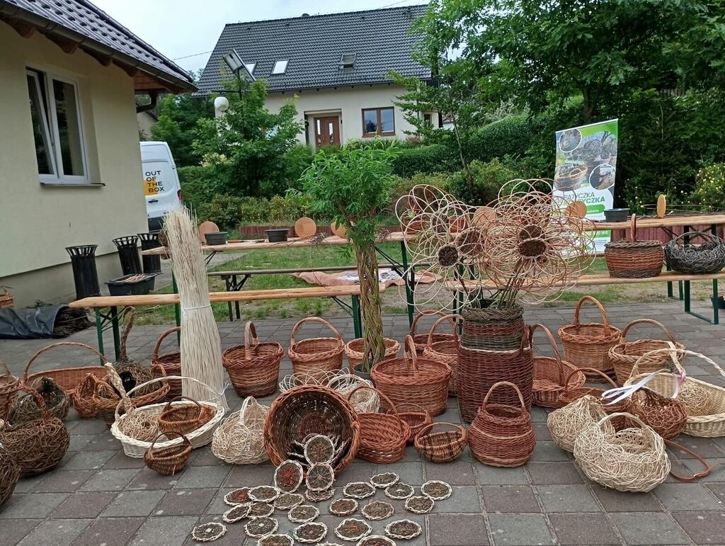 
                                                       Biesiada Sołecka
                                                