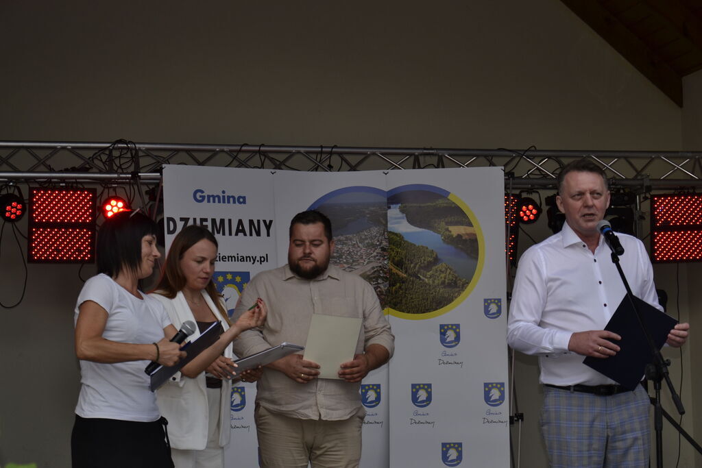 
                                                       🎉💙Za nami Dni Dziemian 2025 – dwa dni pełne muzyki, zabawy i wspólnego świętowania w sercu naszej gminy.🎶
                                                