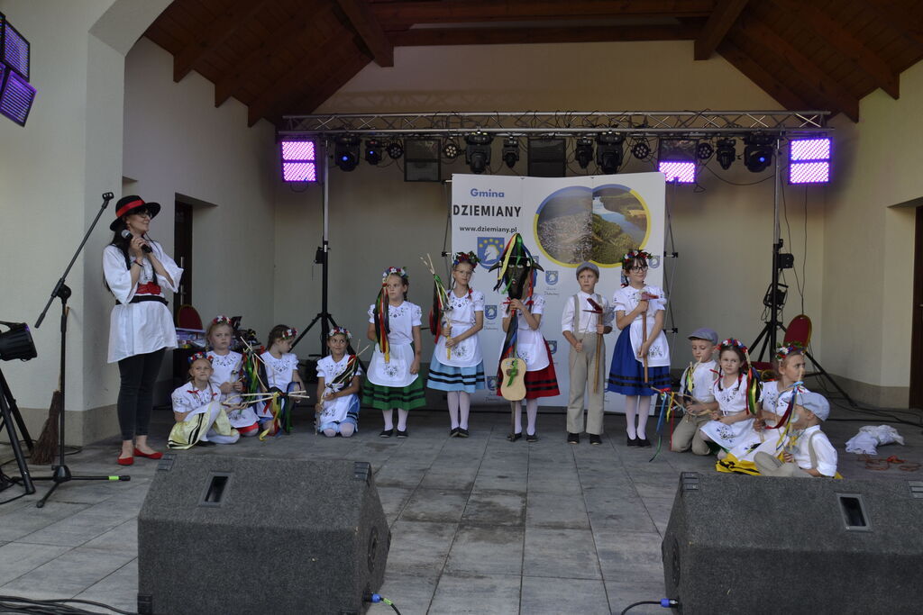 
                                                       🎉💙Za nami Dni Dziemian 2025 – dwa dni pełne muzyki, zabawy i wspólnego świętowania w sercu naszej gminy.🎶
                                                