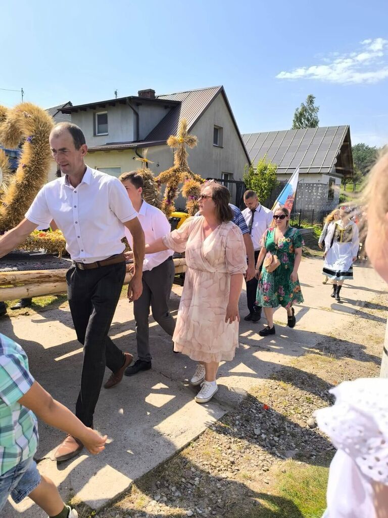 
                                                       🌾✨ Dożynki Gminno-Parafialne w Piechowicach ✨🌾
                                                