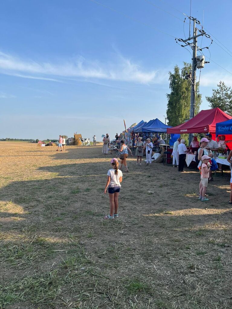 
                                                       🌾✨ Dożynki Gminno-Parafialne w Piechowicach ✨🌾
                                                