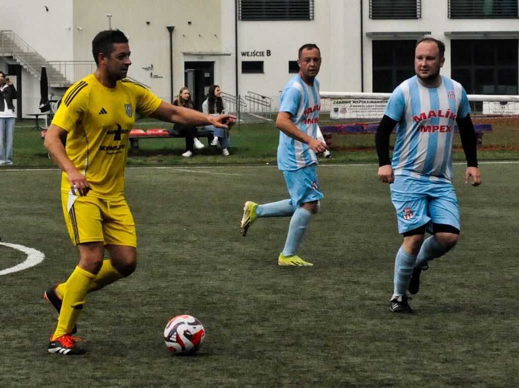 
                                                       GKS II Żukowo 🆚 Kaliszanka - Dziemiany
                                                