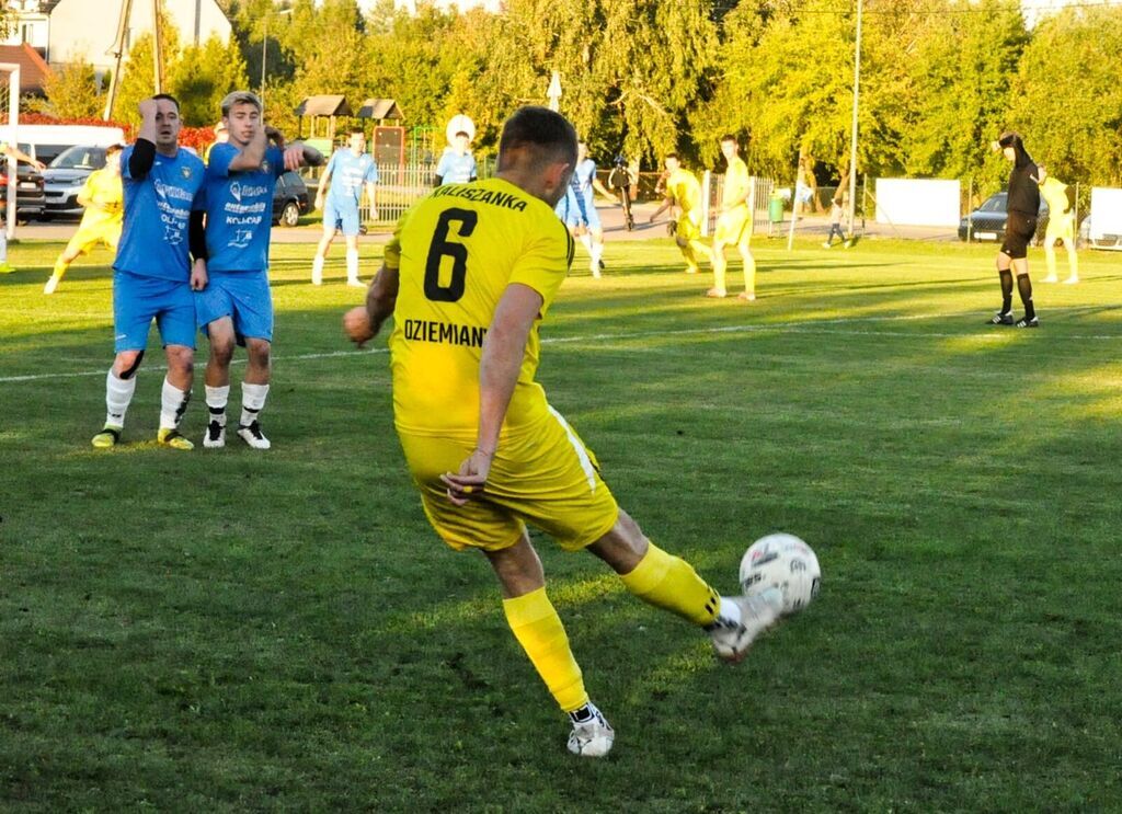 
                                                       Wierzyca Stara Kiszewa 🆚 Kaliszanka - Dziemiany
                                                