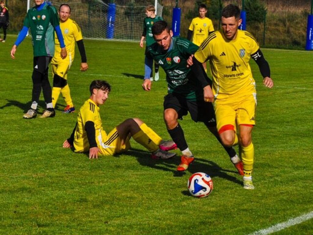 
                                                       Orzeł Gołubie 🆚 Kaliszanka - Dziemiany
                                                