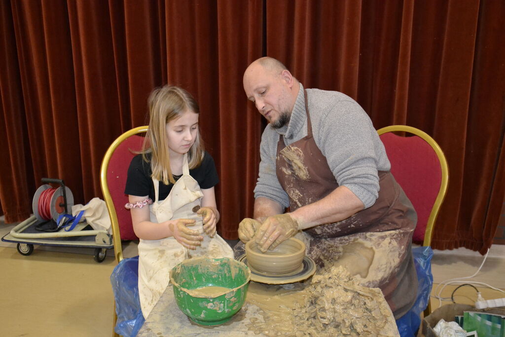 
                                                       Warsztaty garncarskie
                                                