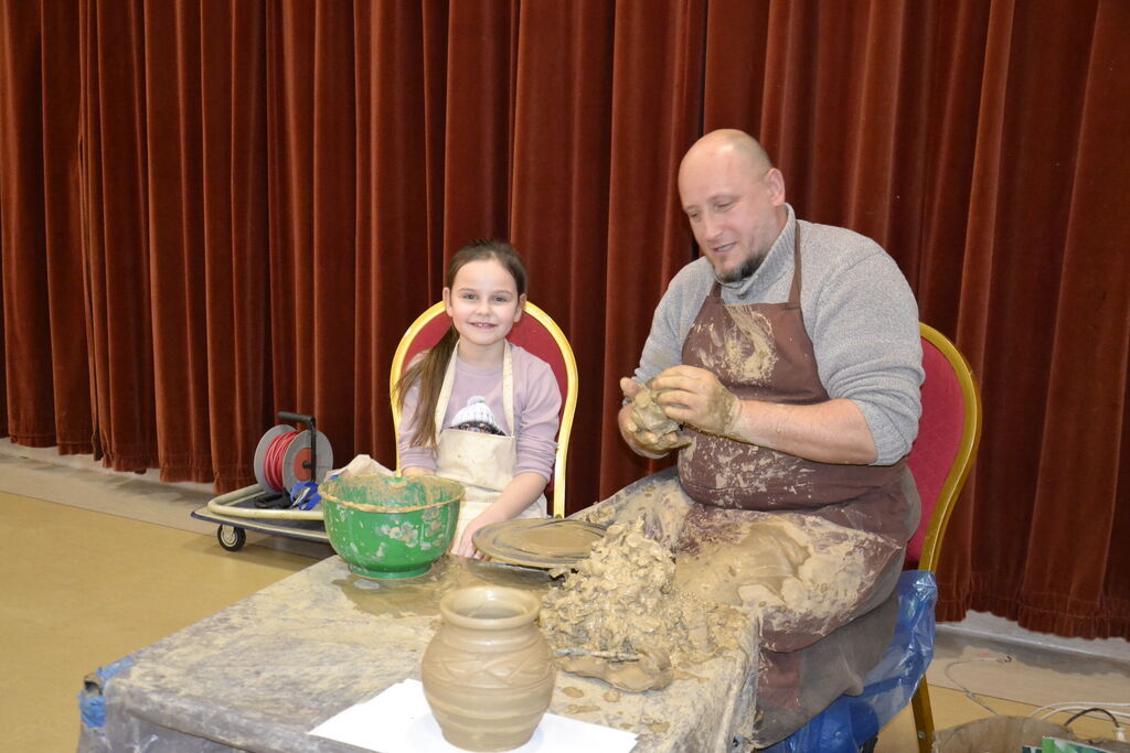 
                                                       Warsztaty garncarskie
                                                