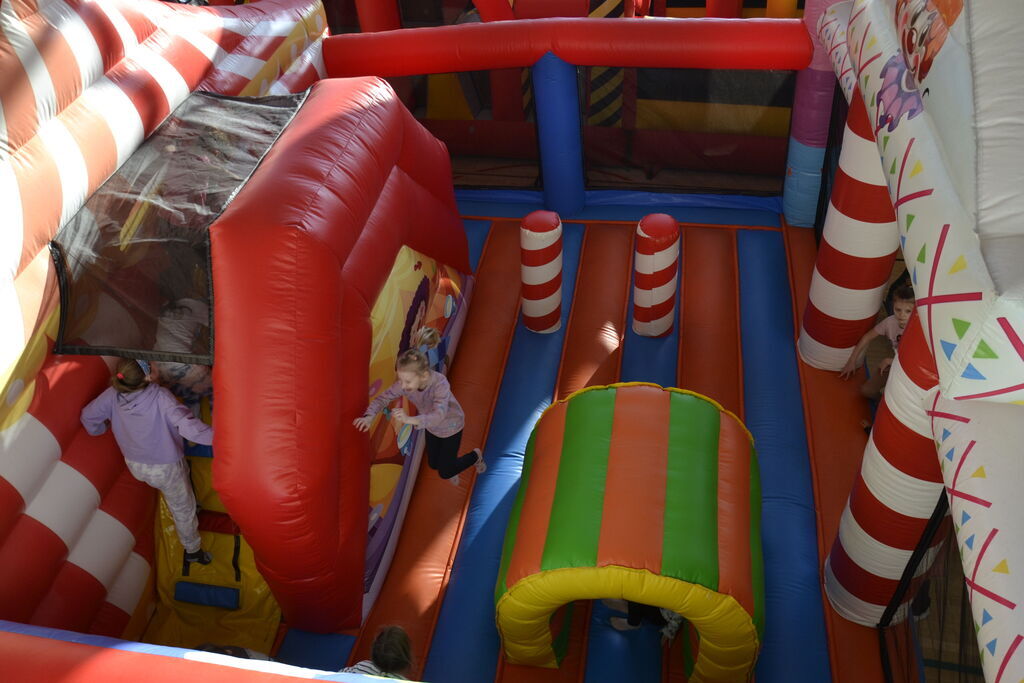 
                                                       Dziemiańskie Honolulu
                                                