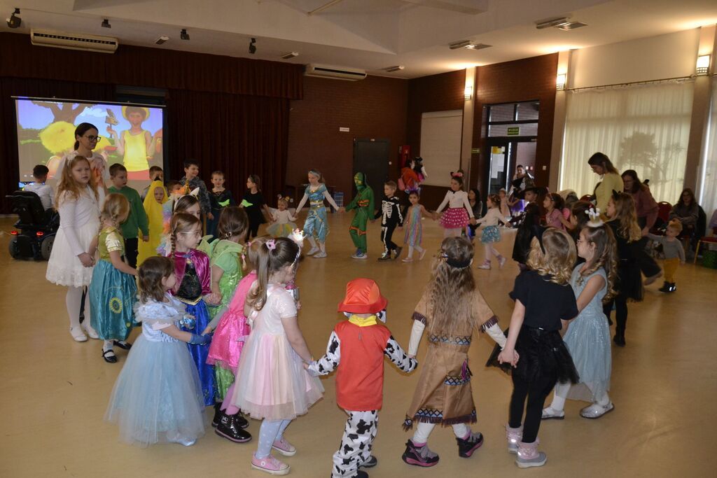 
                                                    Bal przebierańców - Fotorelacja
                                                