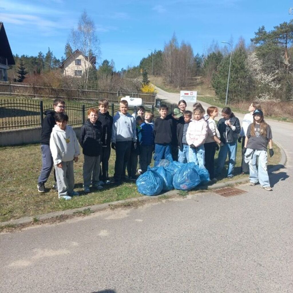 
                                                       II edycja wspólnego sprzątania Gminy Dziemiany
                                                