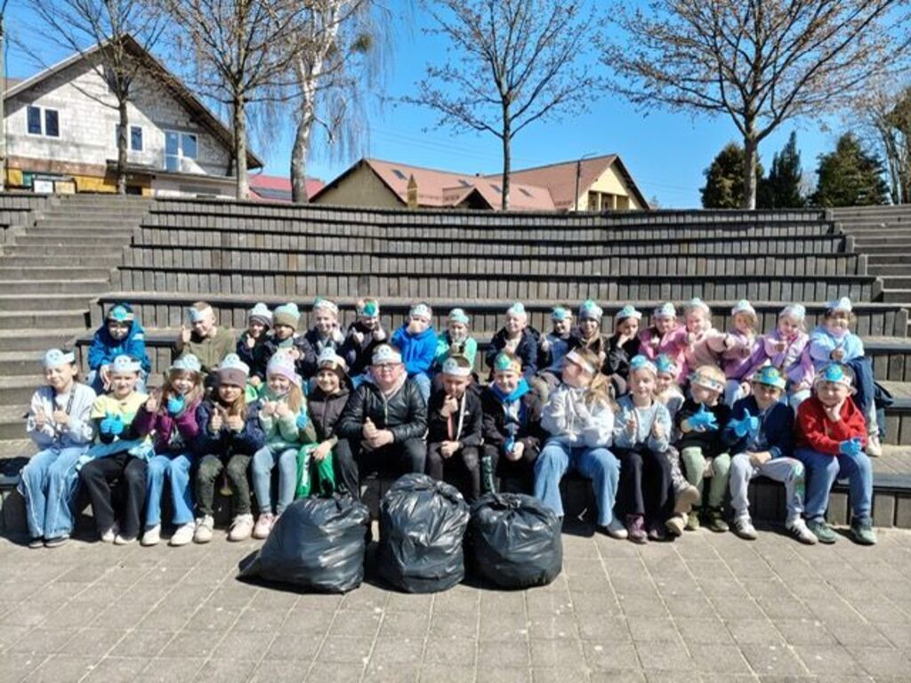 
                                                       II edycja wspólnego sprzątania Gminy Dziemiany
                                                