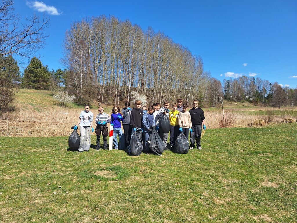 
                                                       II edycja wspólnego sprzątania Gminy Dziemiany
                                                