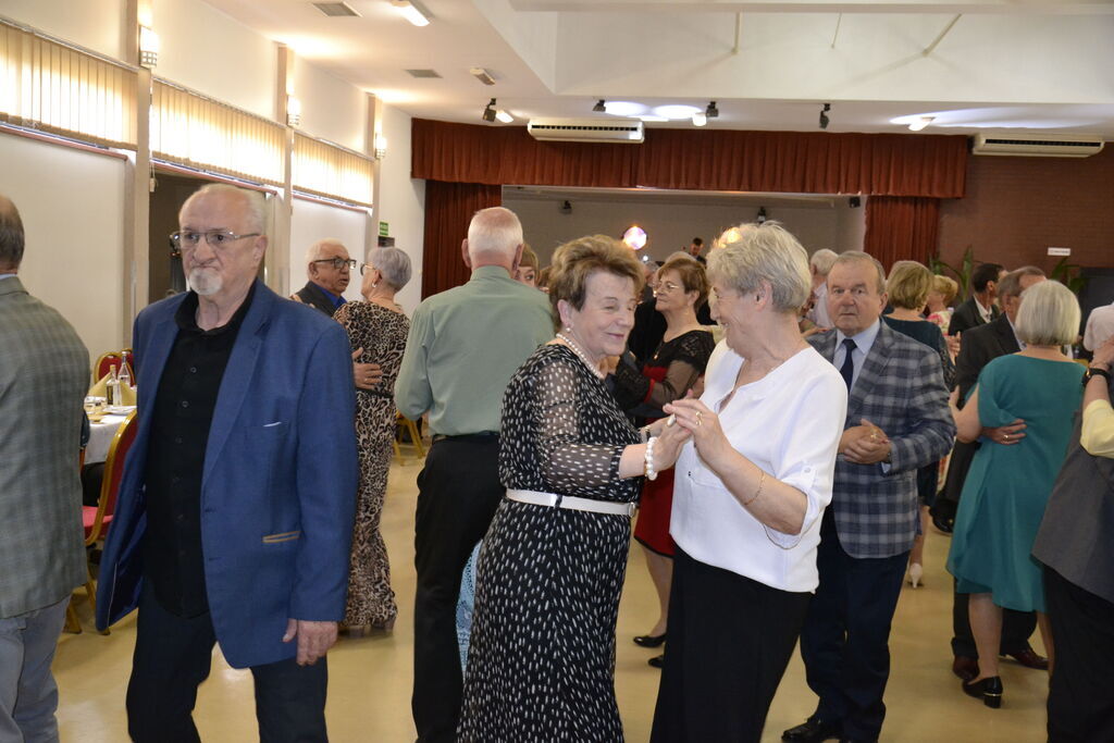 
                                                       Bal Emeryta w Dziemianach
                                                