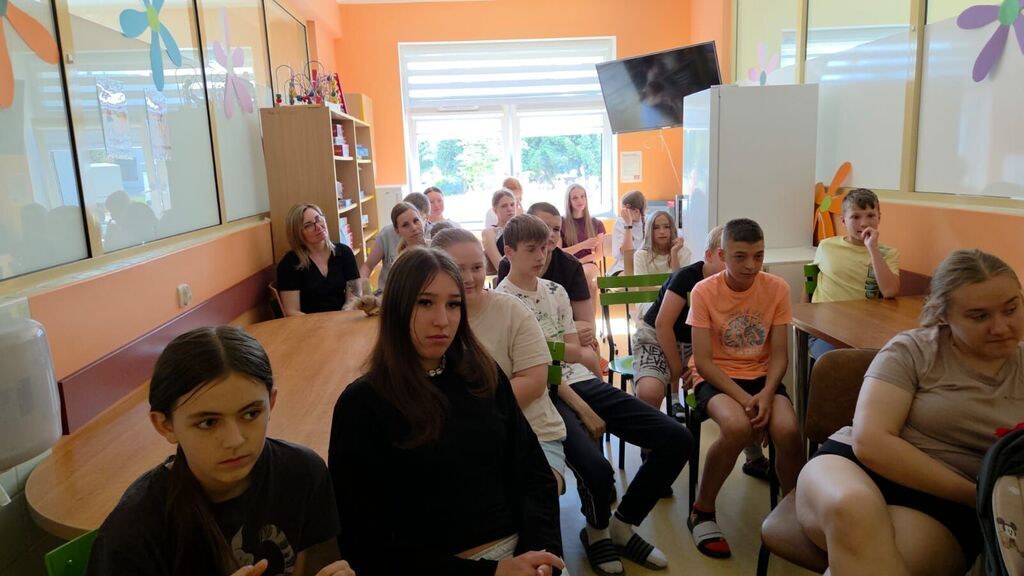 
                                                       Młodzi aktorzy z sercem dla najmłodszych
                                                