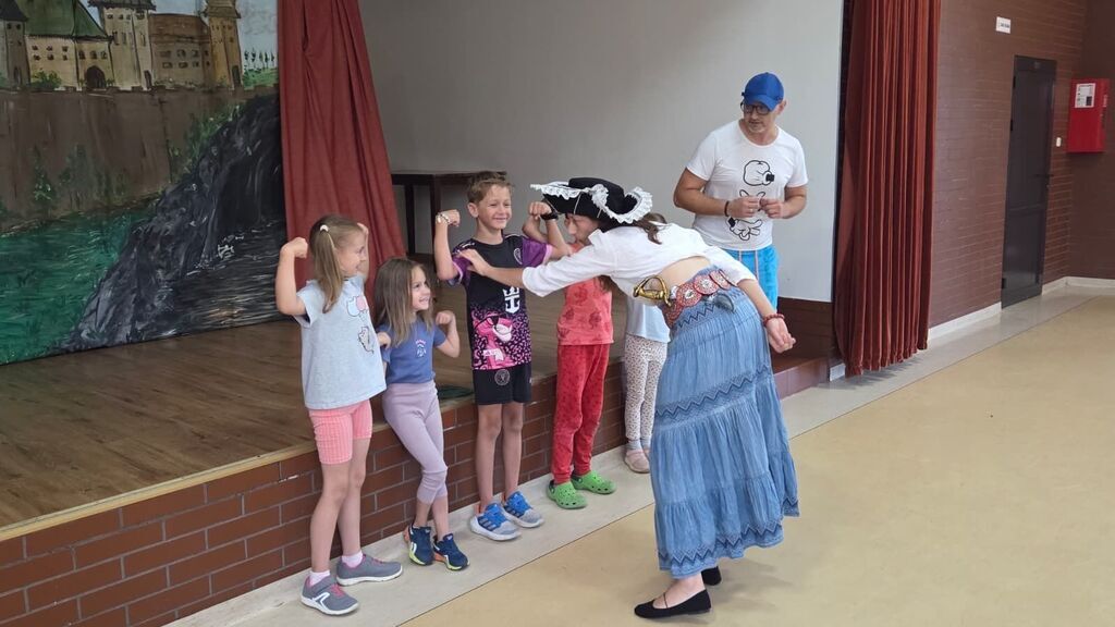 
                                                       Baśniowa podróż
                                                