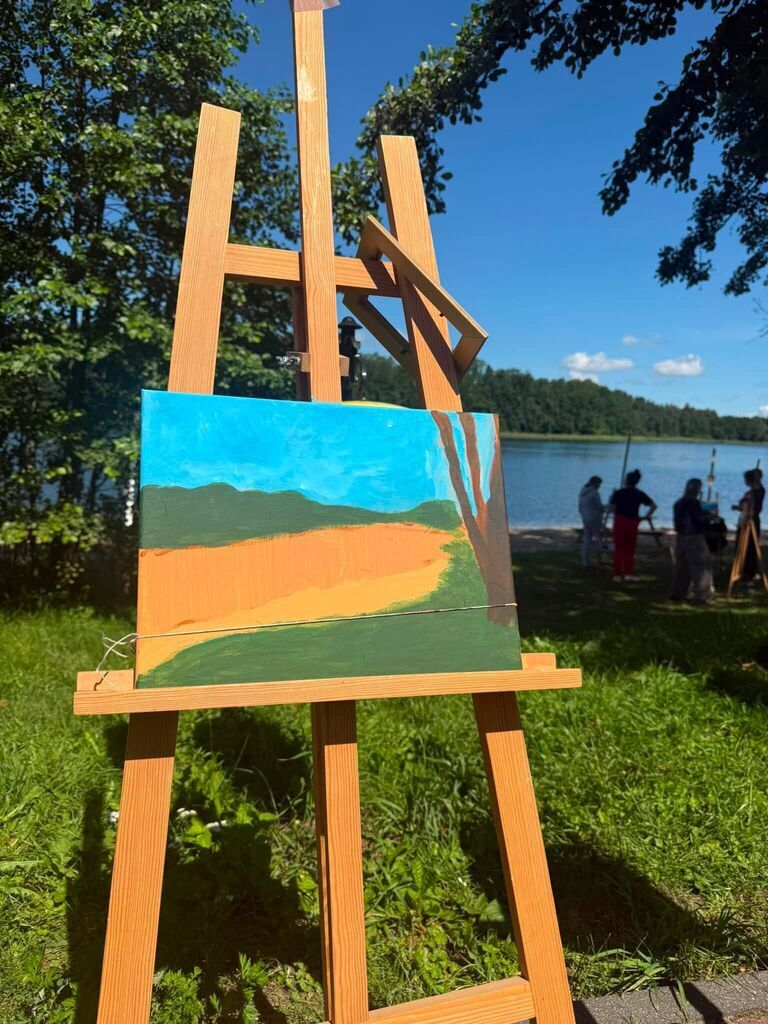 
                                                       🎨🌿 Malowanie w plenerze nad Jeziorem Rzuno! 🌊🖌️
                                                