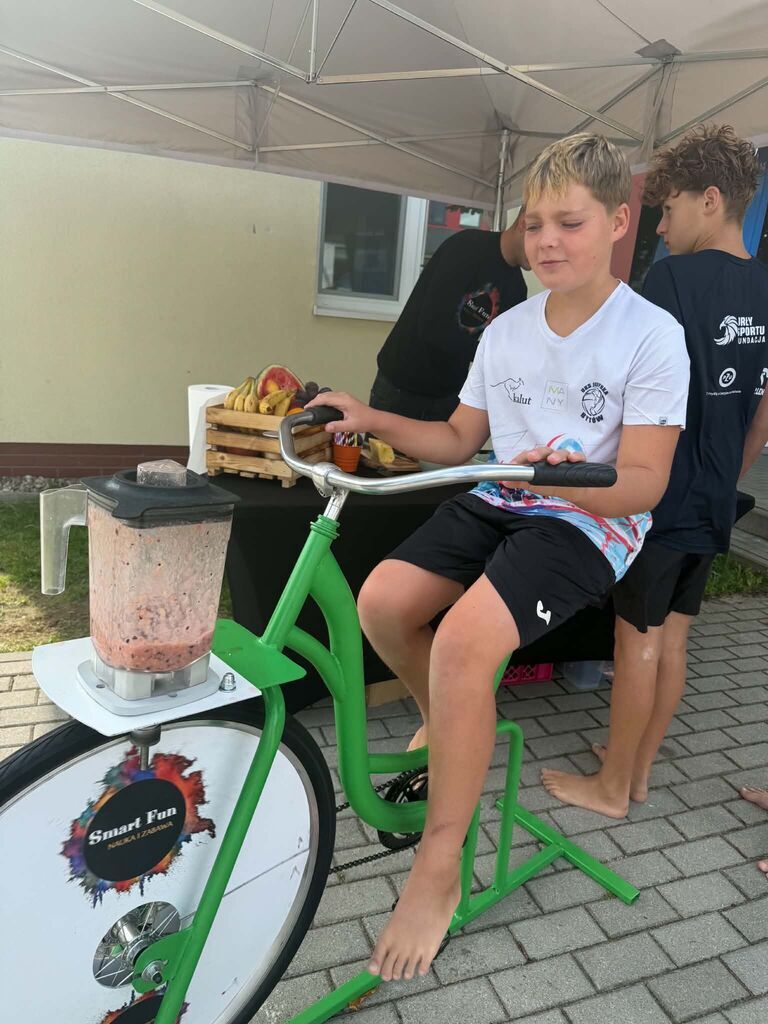 
                                                       Turniej Mini Siatkówki
                                                