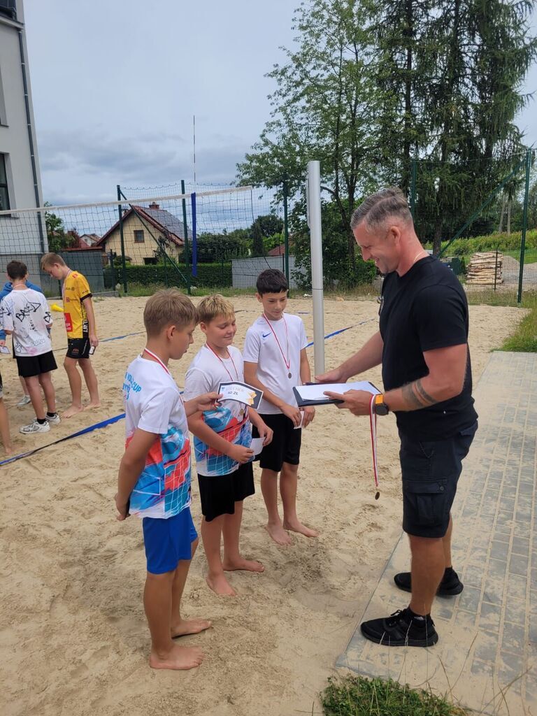 
                                                       Turniej Mini Siatkówki
                                                