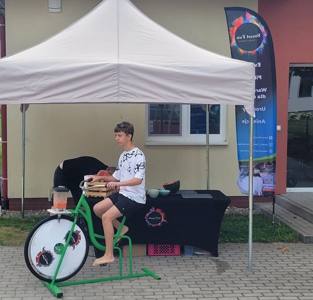 
                                                       Turniej Mini Siatkówki
                                                