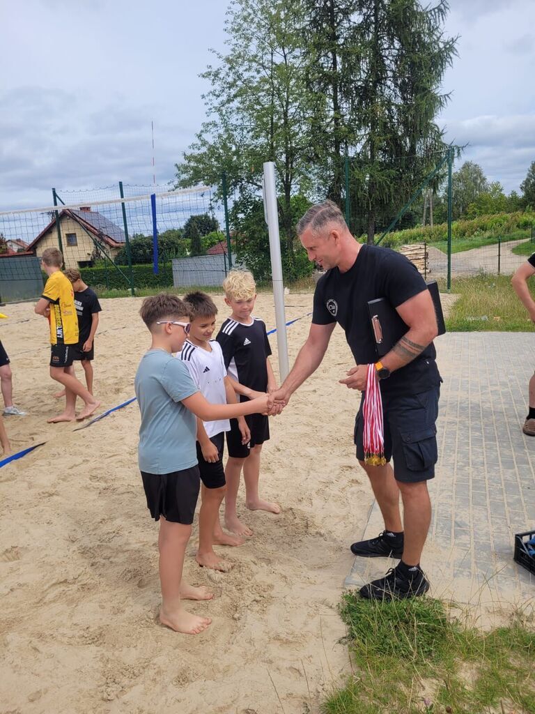 
                                                       Turniej Mini Siatkówki
                                                