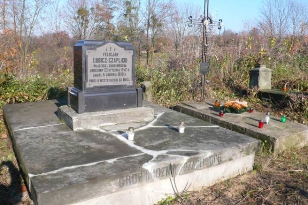 
                                                       Stary cmentarz w Garbowie 02.11.2009r
                                                