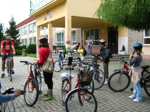 
                                                       Wakacyjne zajęcia na Świetlicy Środowiskowej w Przybysławicach
                                                