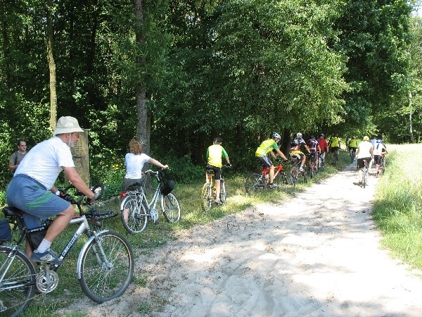                                Otwarcie szlaku rowerowego Północna pętla po Gminie Garbów
                        