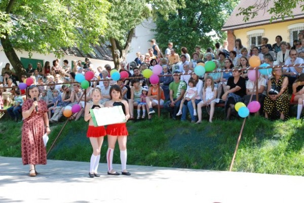 
                                                       Festyn Rodzinny - Bo wszystkie dzieci nasze są - 2008.06.22
                                                