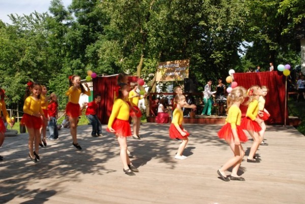                                Festyn Rodzinny - Bo wszystkie dzieci nasze są - 2008.06.22
                        