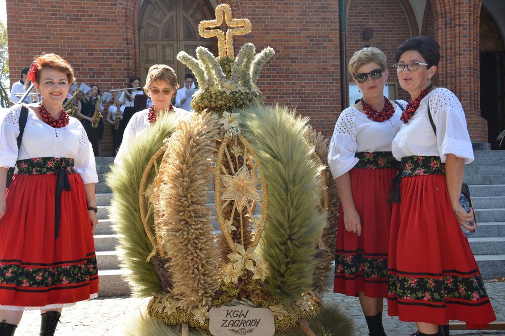 
                                                    Dożynki Gminne 2024 fotorelacja
                                                