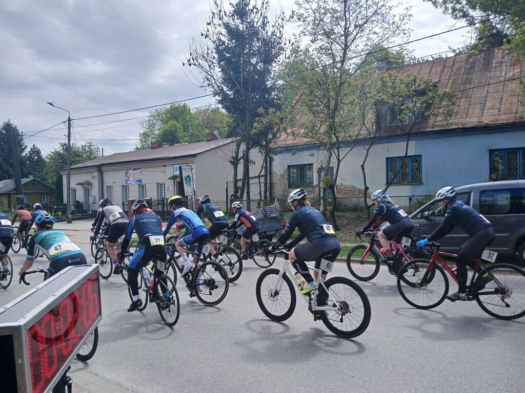                             Wyścig rowerowy
                        
