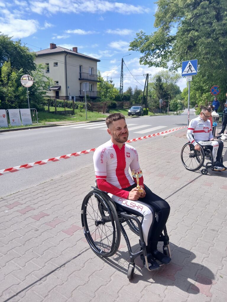                             Wyścig rowerowy
                        