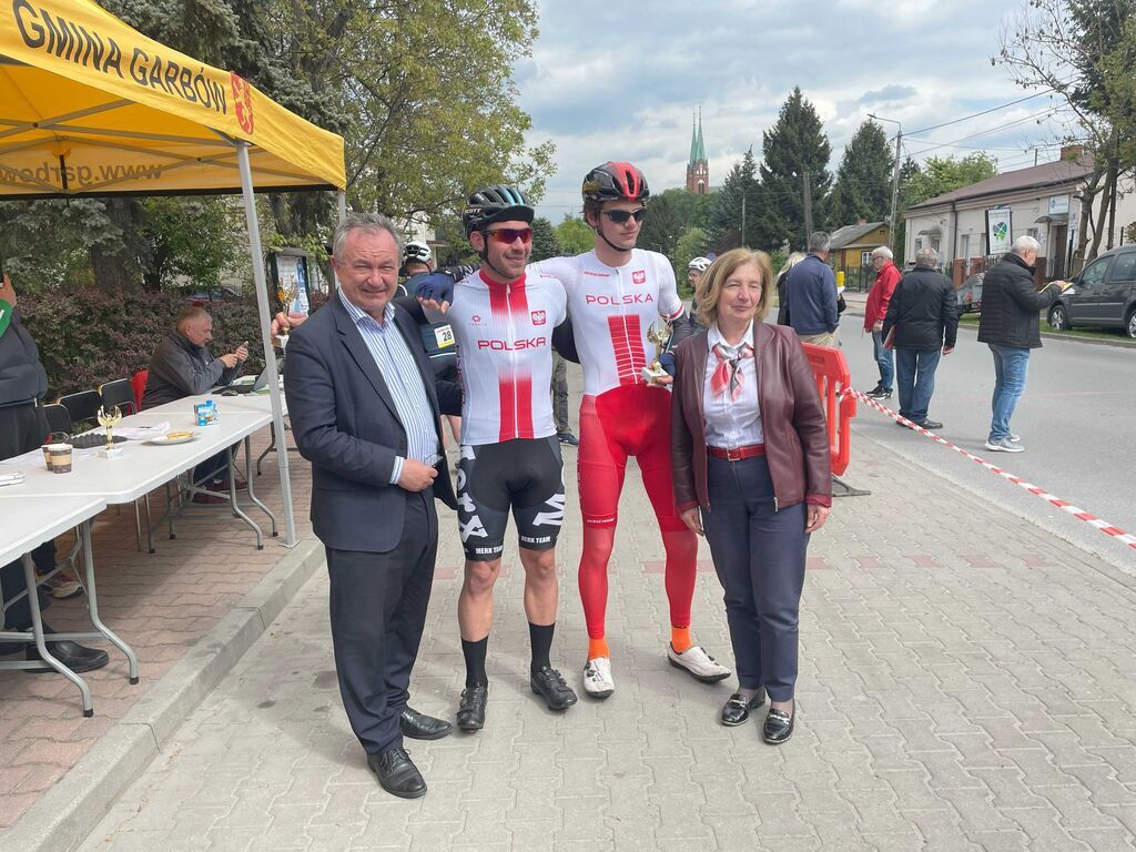                             Wyścig rowerowy
                        