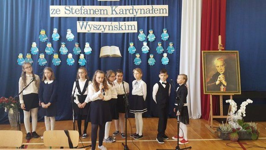 
                                                       Patronackie święto szkoły w Wilczopolu-Kolonii
                                                