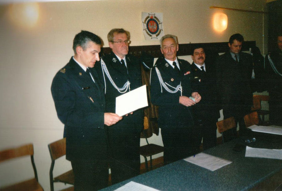 
                                                    W dniu 29 stycznia 2005 r. odbyło się Walne Zebranie członków OSP Mętów, w czasie którego w obecności licznych gości przekazano oficjalną decyzję o włączeniu jednostki do Krajowego Systemu Ratowniczo-Gaśniczego. 
                                                