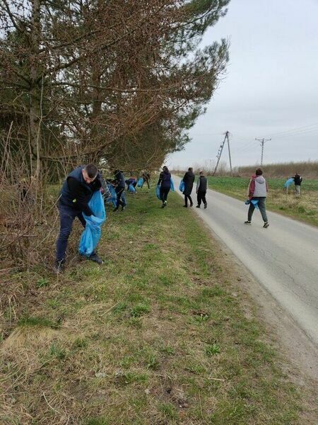 
                                                       Porządkowa sobota w Kalinówce
                                                