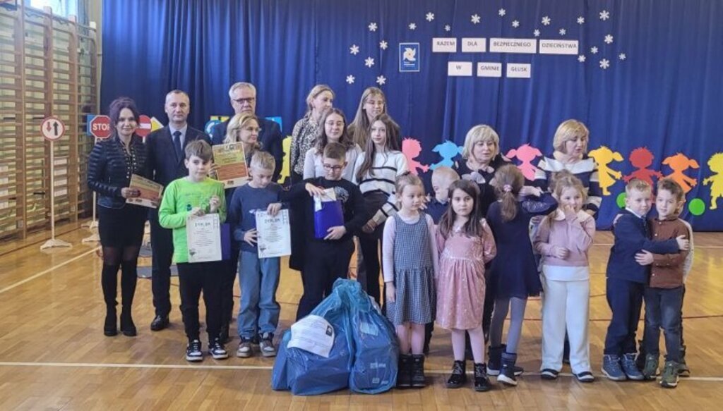 
                                                       Głusk: Razem dla bezpieczeństwa dzieci i młodzieży (foto)
                                                