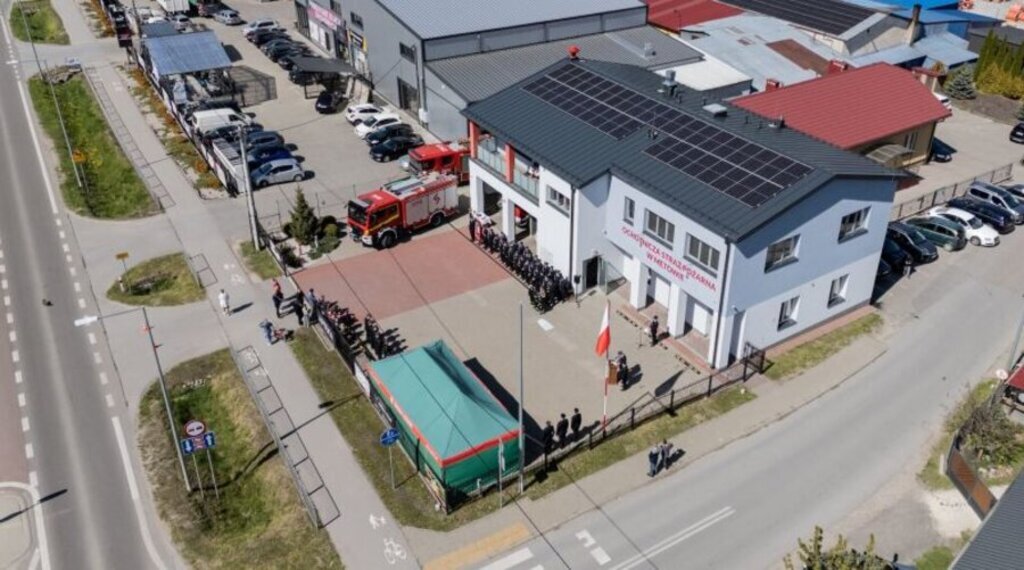 
                                                    Poświęcenie samochodu dla OSP Mętów
                                                