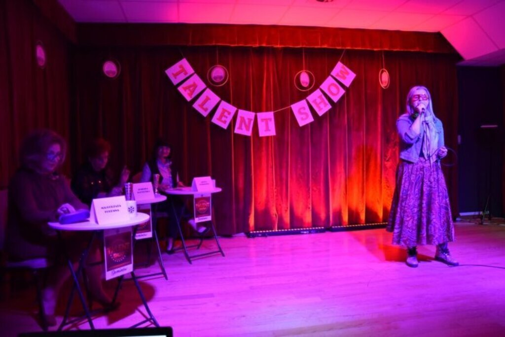 
                                                    Talent Show w Dominowie
                                                