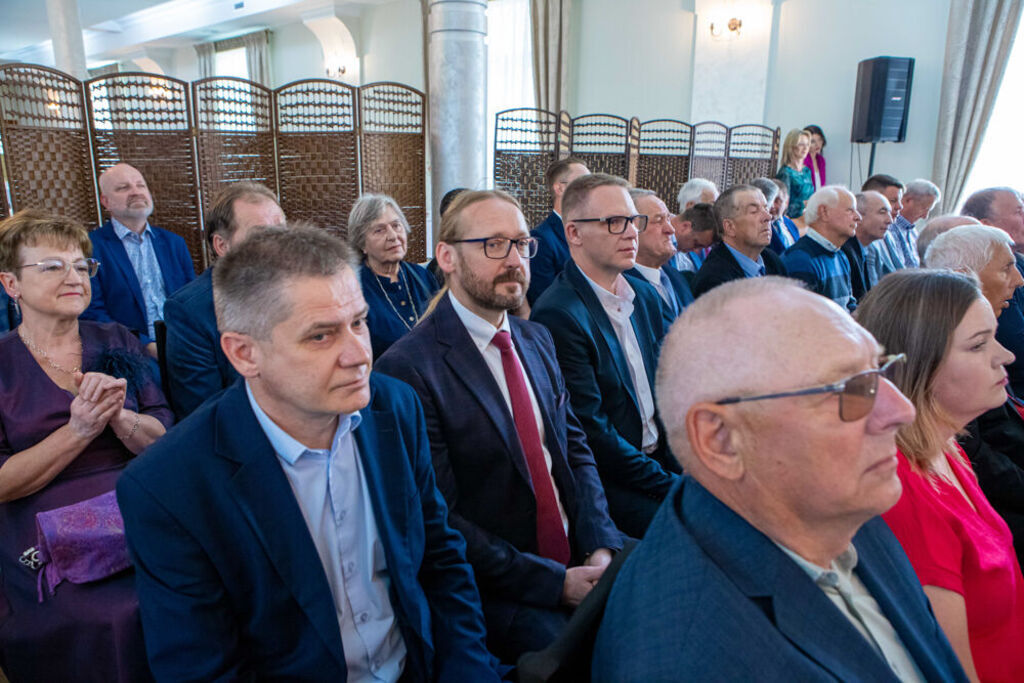 
                                                    35 Lecie samorządu
                                                