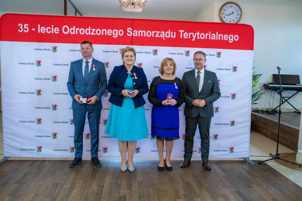 
                                                    35 Lecie samorządu
                                                