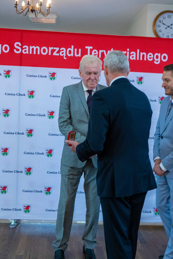 
                                                    35 Lecie samorządu
                                                