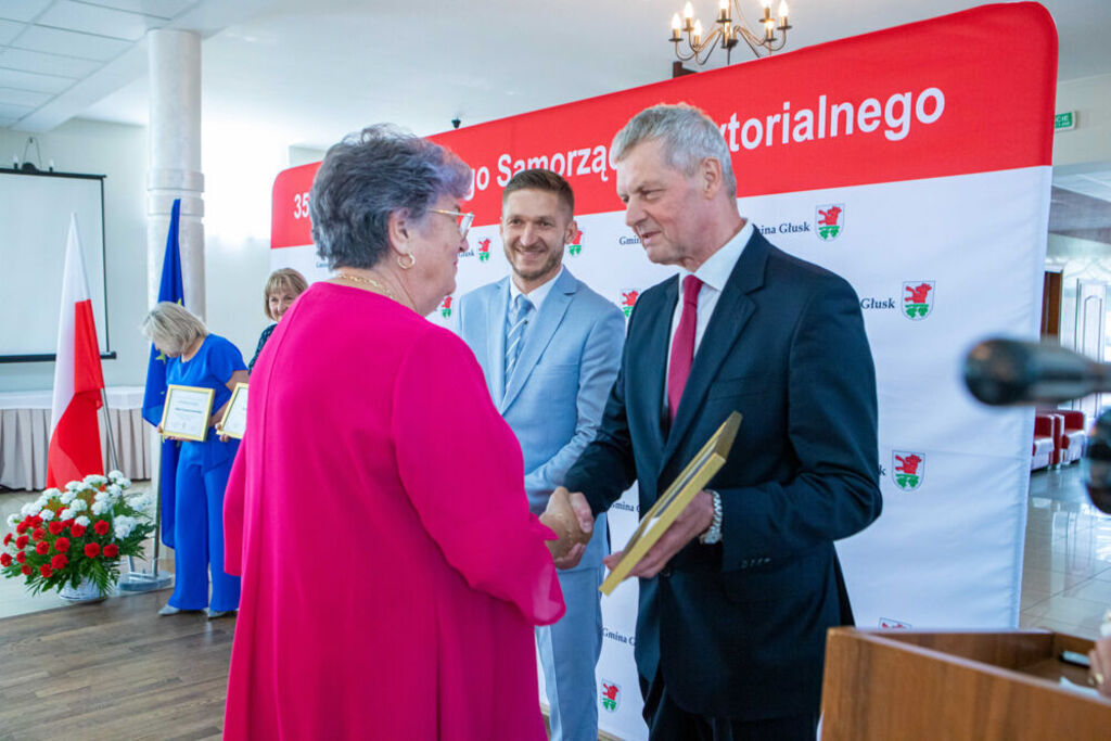 
                                                    35 Lecie samorządu
                                                