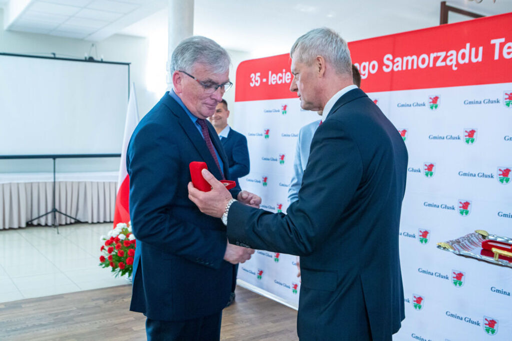 
                                                    35 Lecie samorządu
                                                