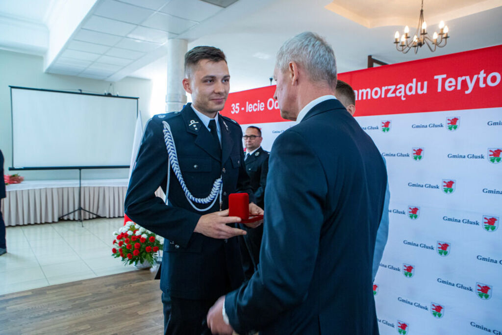 
                                                    35 Lecie samorządu
                                                