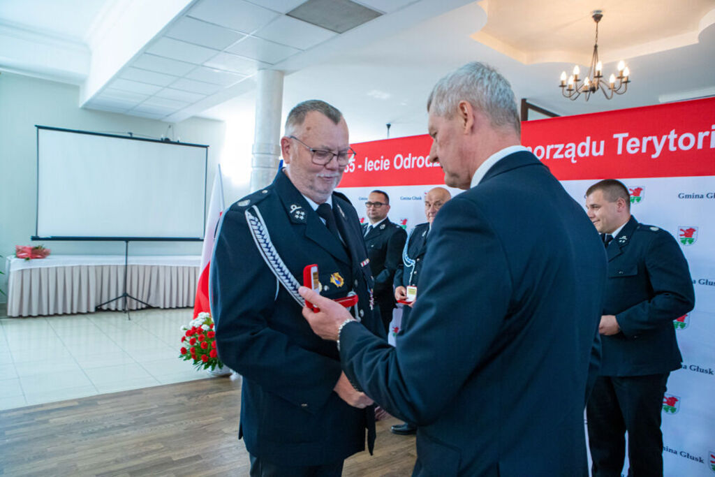
                                                    35 Lecie samorządu
                                                