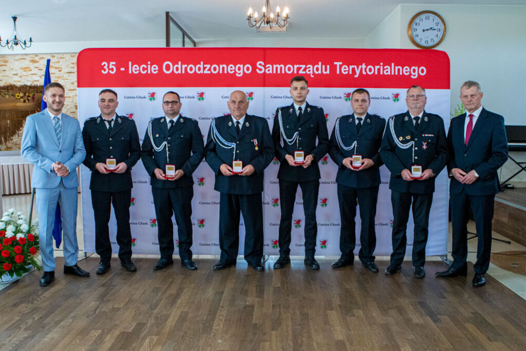 
                                                    35 Lecie samorządu
                                                